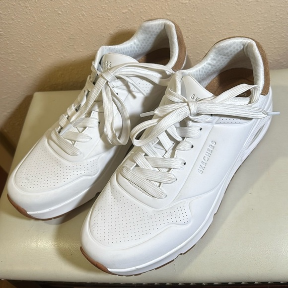Sketchers Sneakers Uno Suited On Air in White - Picture 1 of 8